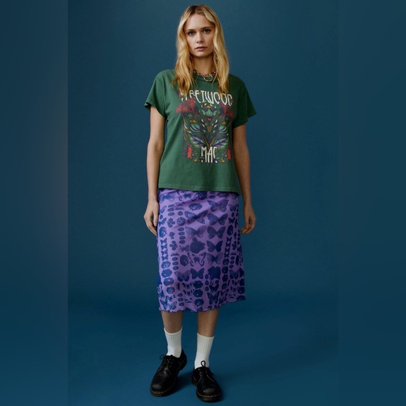 NWT FREE PEOPLE X DAYDREAMER Fleetwood Mac Butterflies Reverse Tee Stormy Green - Picture 4 of 12